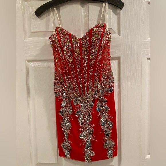 Jovani Homecoming Dress - Picture 1 of 3